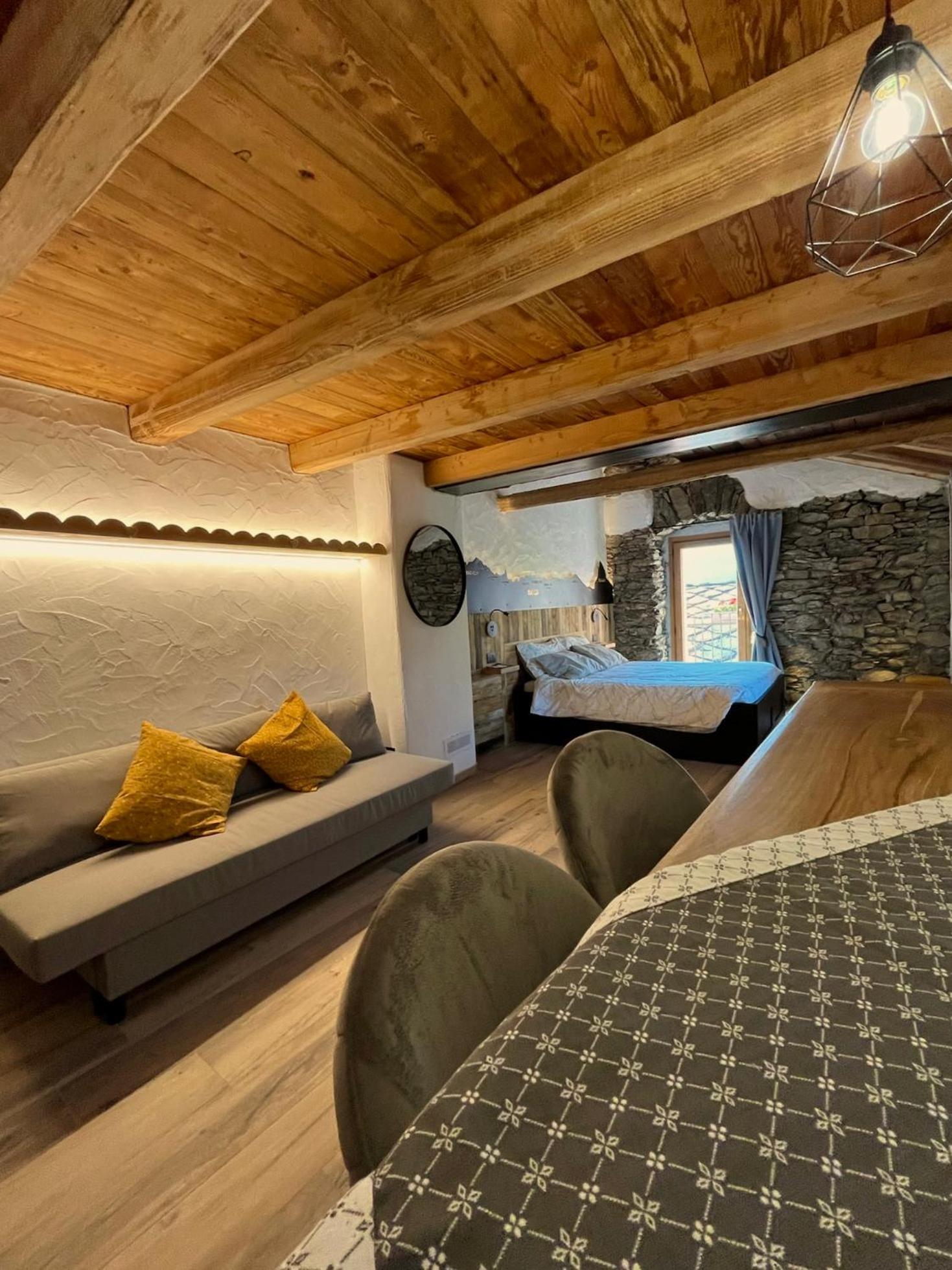 Hotel La Famille D'Evian Villeneuve Zewnętrze zdjęcie