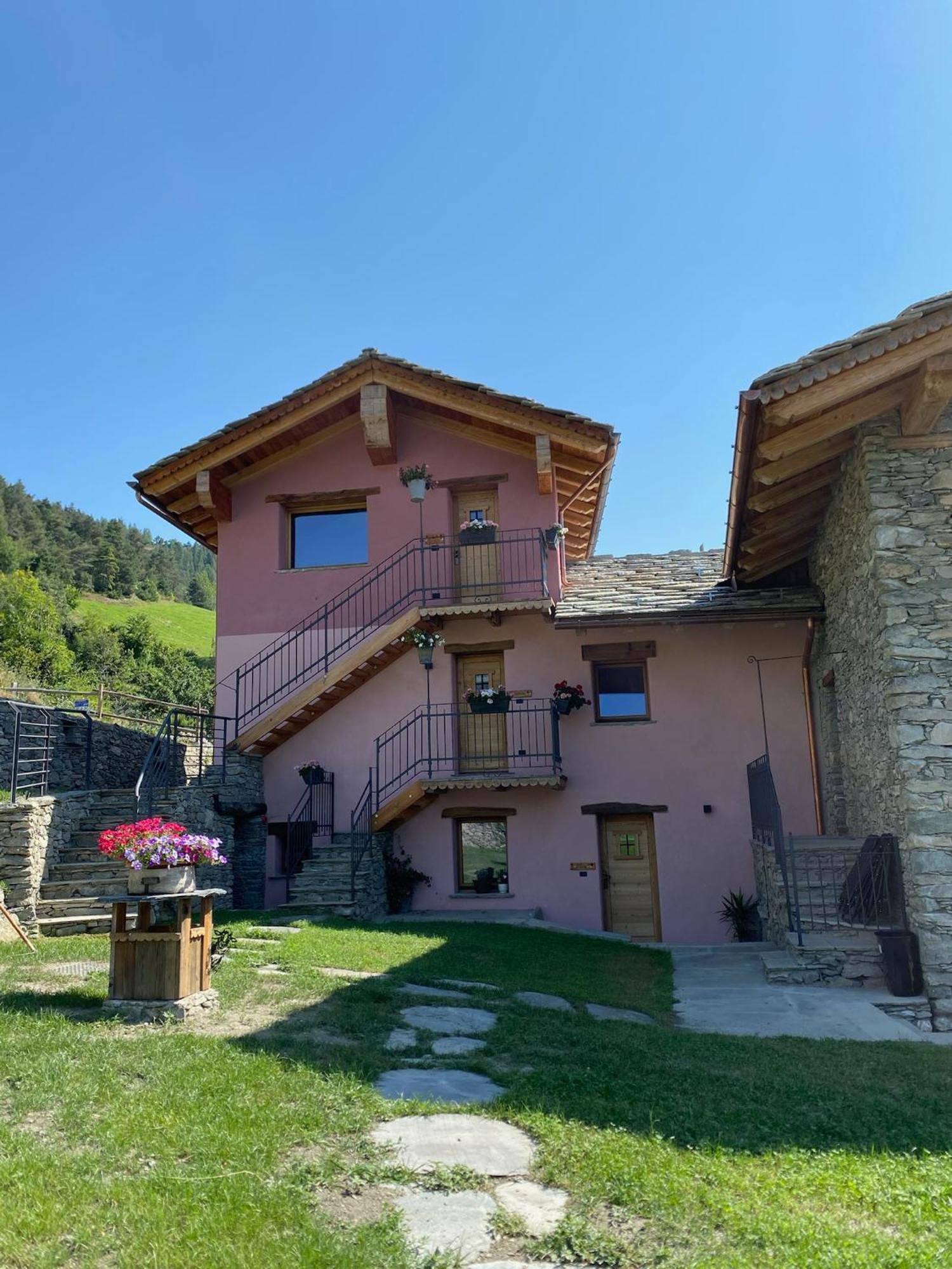 Hotel La Famille D'Evian Villeneuve Zewnętrze zdjęcie